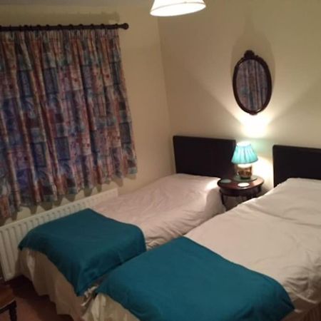 Primrose Cottage, Bushmills - Cosy Self Catering Property Luaran gambar