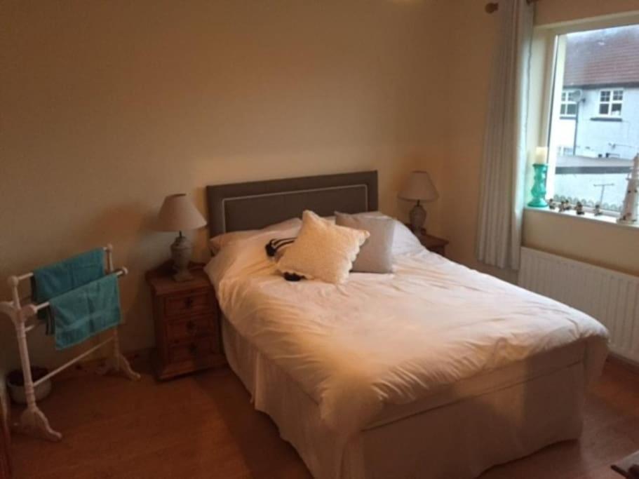 Primrose Cottage, Bushmills - Cosy Self Catering Property Luaran gambar