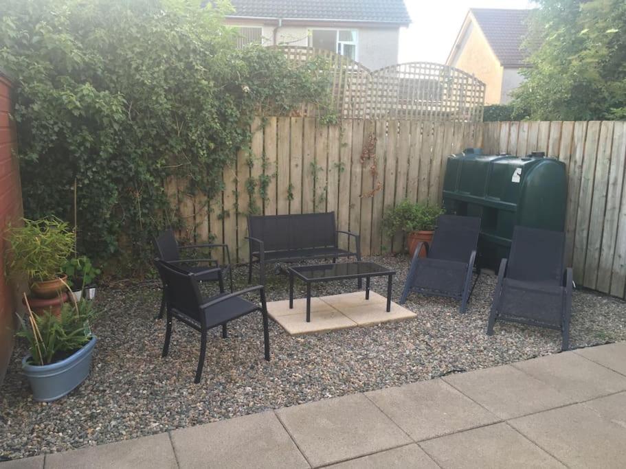 Primrose Cottage, Bushmills - Cosy Self Catering Property Luaran gambar